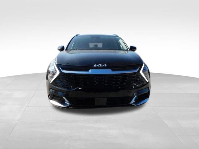 Used 2025 Kia Sportage SX image 2