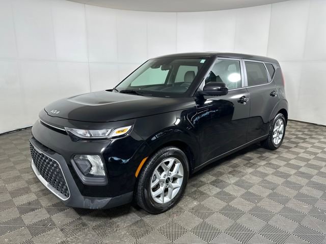 Used 2022 Kia Soul LX w/ Technology Package image 7