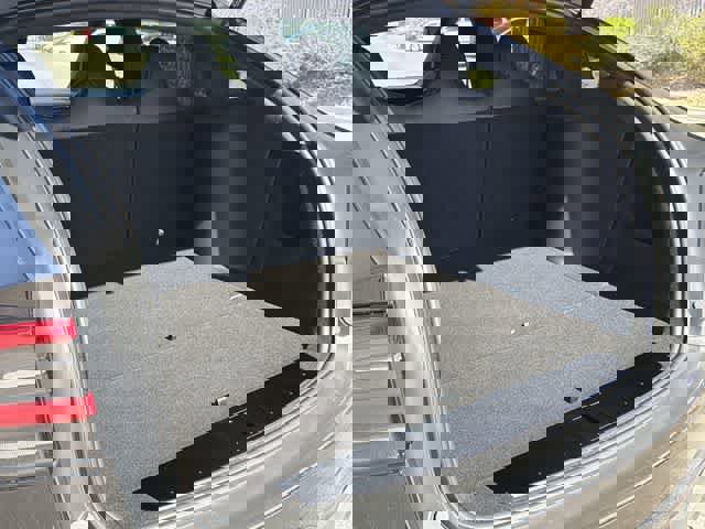 Used 2026 Tesla Model X image 27