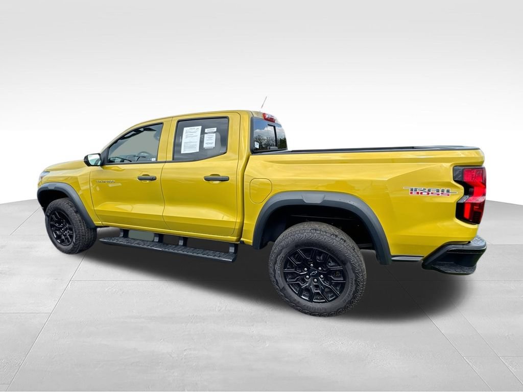 Used 2023 Chevrolet Colorado Trail Boss w/ Technology Package AWD/4WD image 6