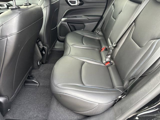 New 2026 Jeep Compass Limited image 19