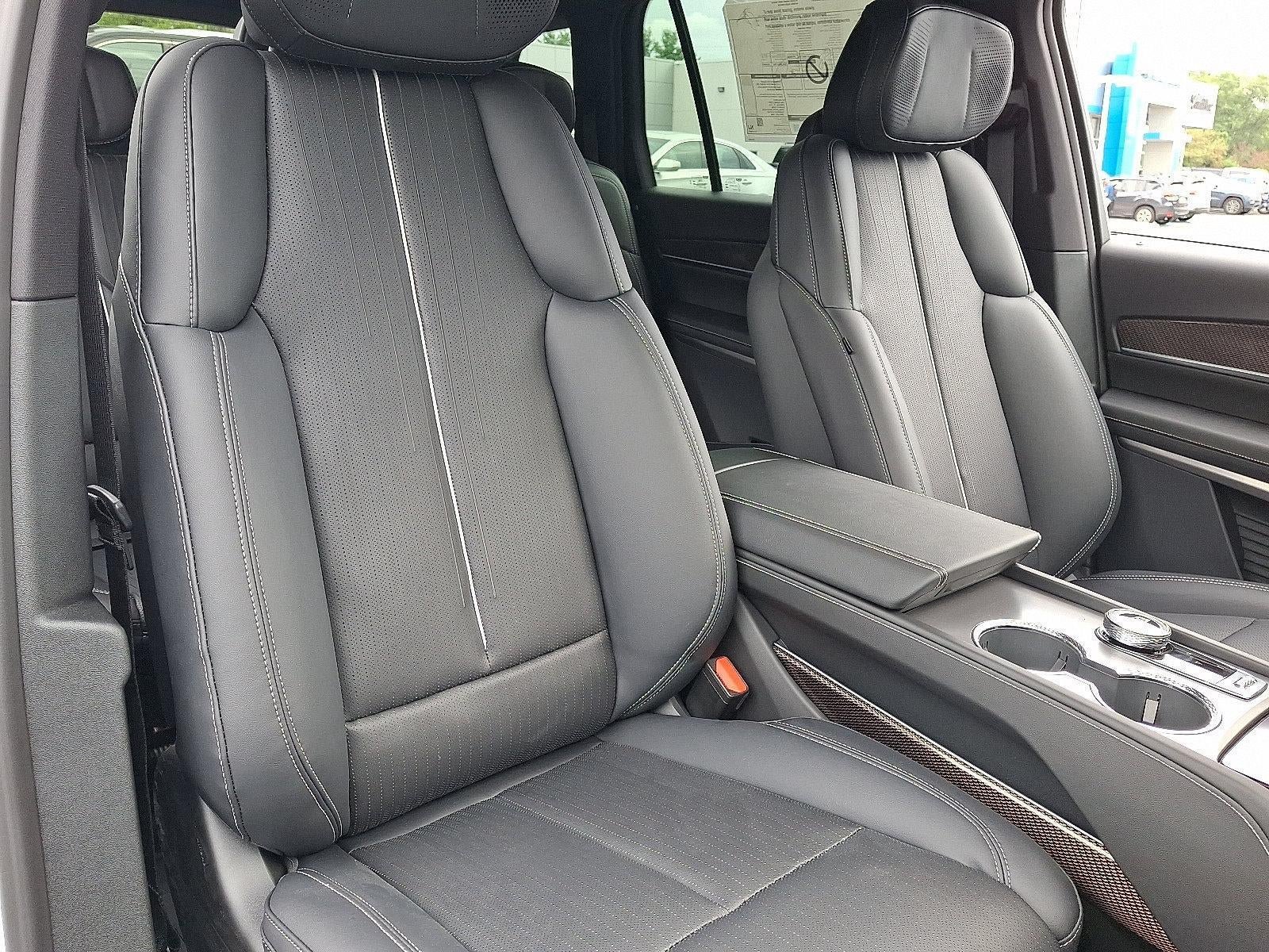 New 2027 Cadillac Vistiq Luxury w/ LPO, Floor Liner Package AWD/4WD image 19