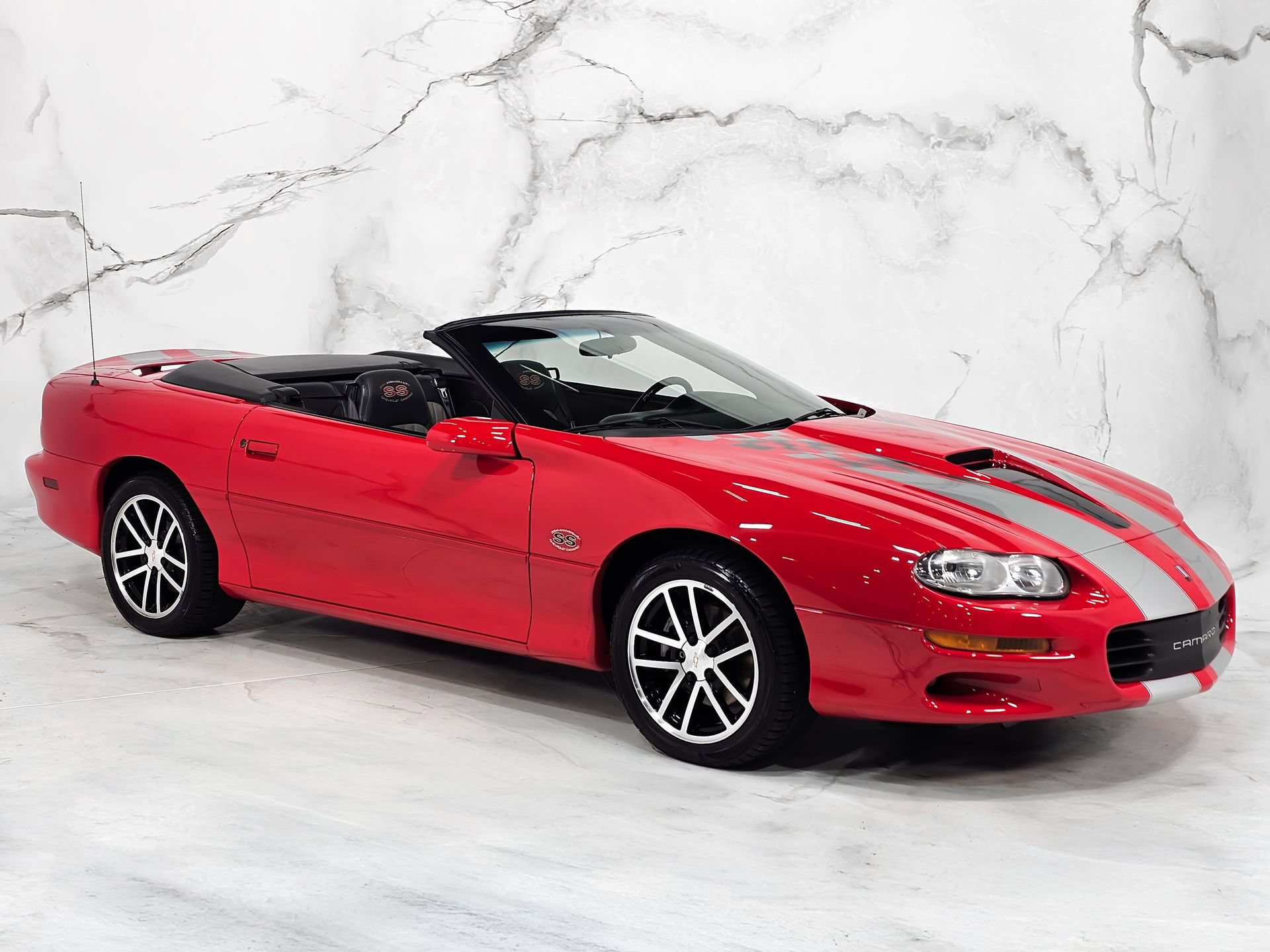 Used 2002 Chevrolet Camaro Z28 w/ SS Performance/Appearance Pkg RWD image 7