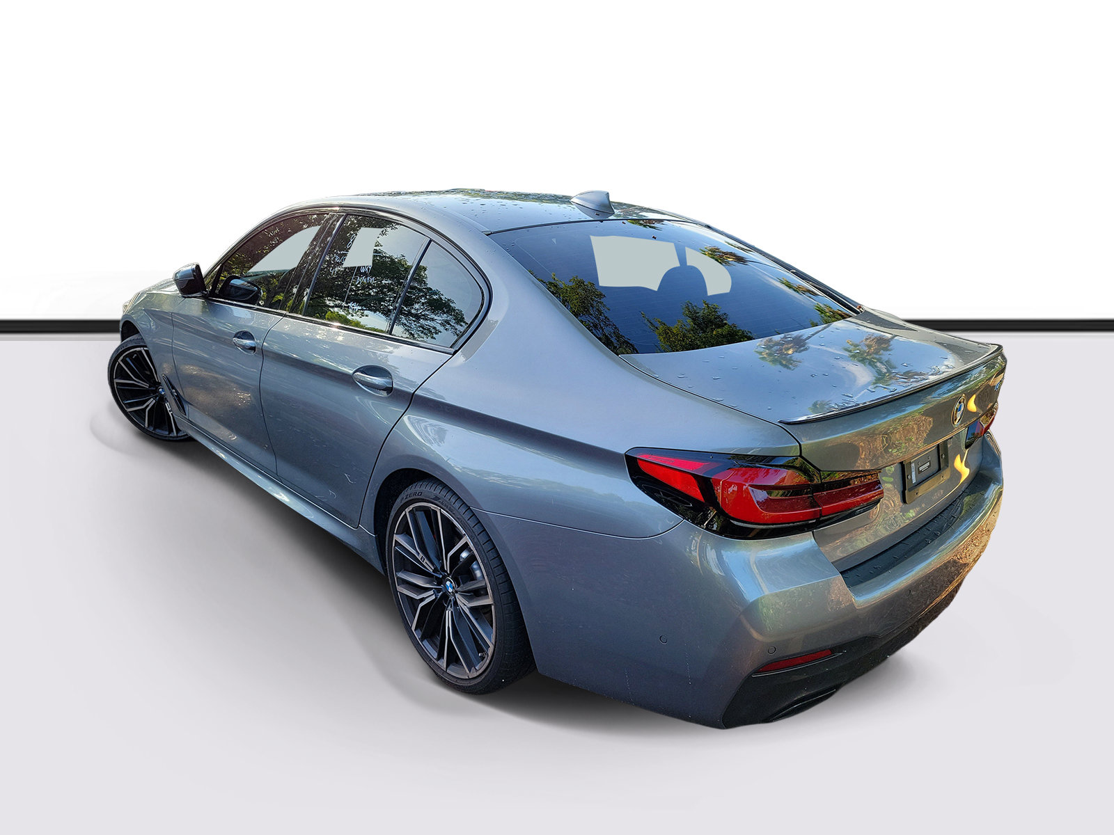 Used 2023 BMW 540i w/ M Sport Package RWD image 4