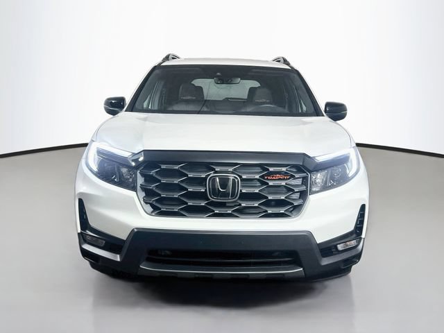 Certified 2023 Honda Passport TrailSport image 2