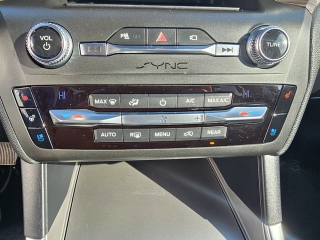 Used 2020 Ford Explorer Limited image 30