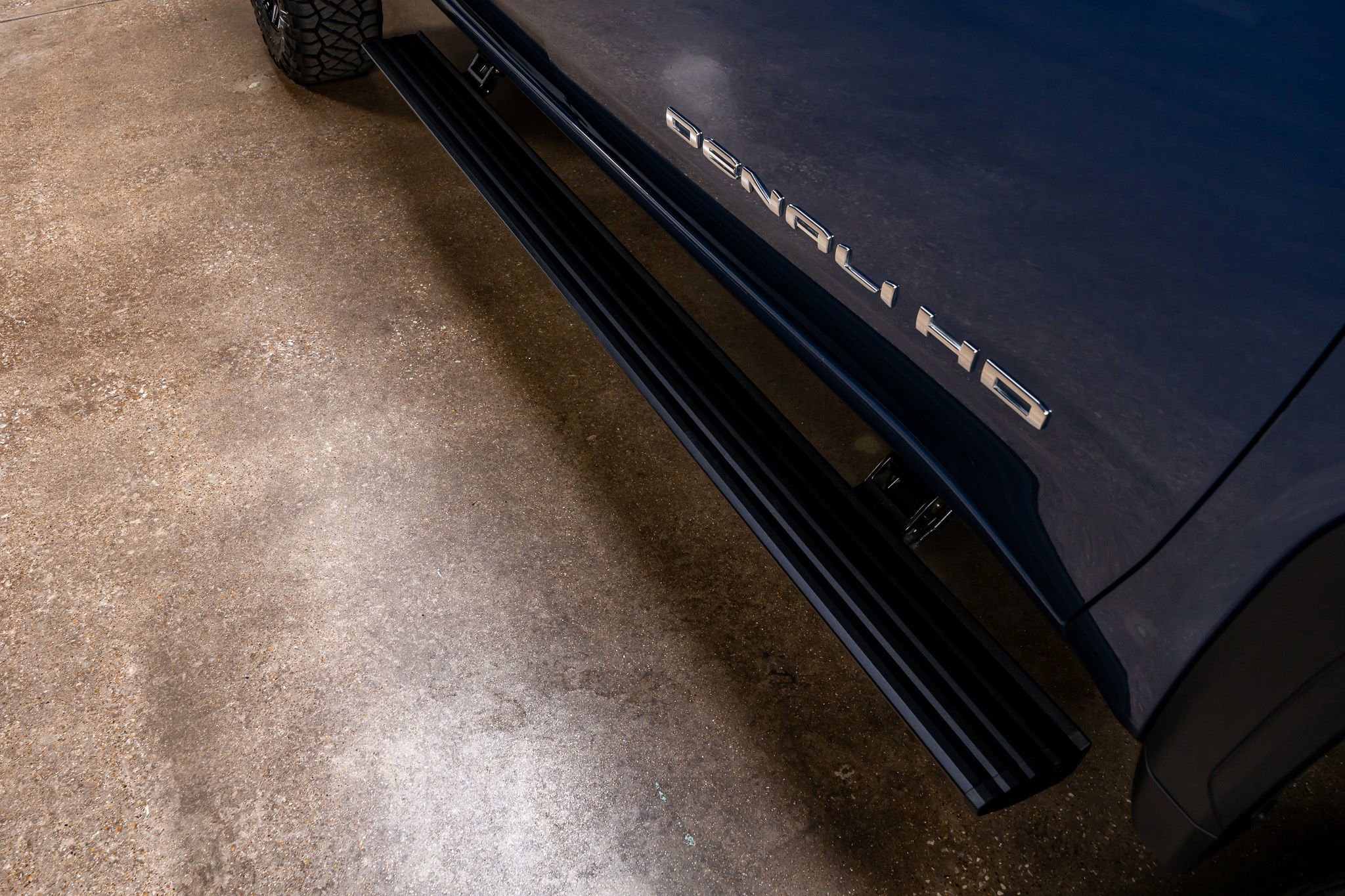 Used 2025 GMC Sierra 2500 Denali w/ Denali Reserve Package image 13