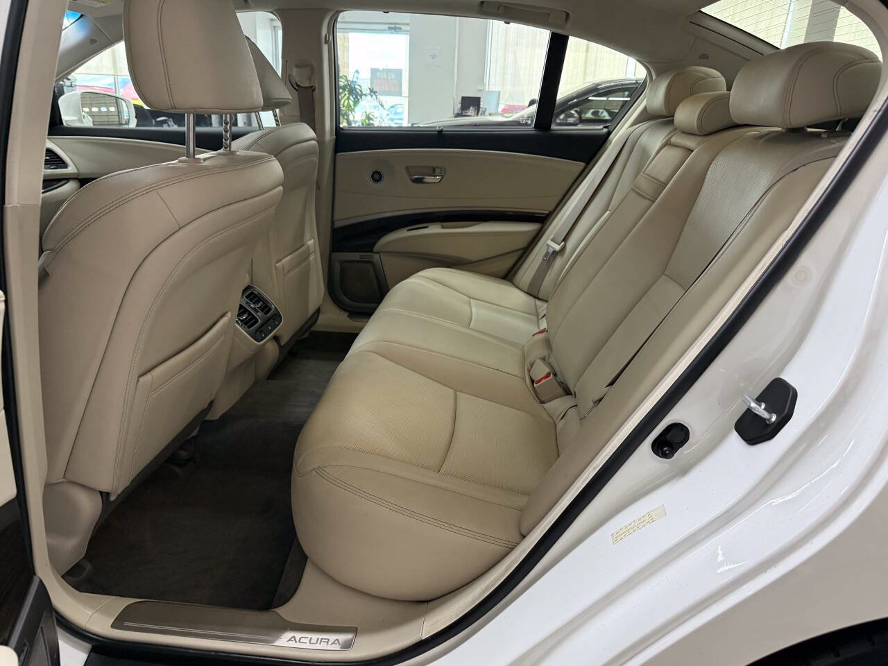 Used 2016 Acura RLX w/ Advance Package FWD image 13