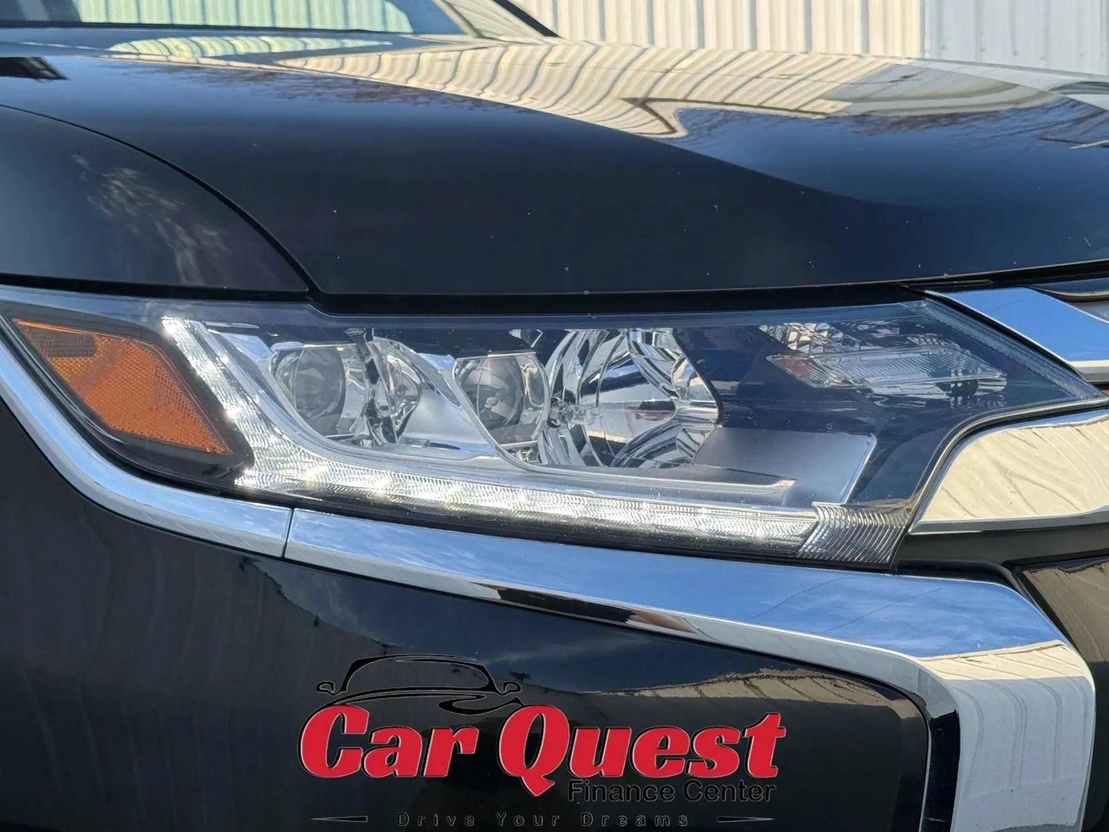 Used 2017 Mitsubishi Outlander GT AWD/4WD image 31