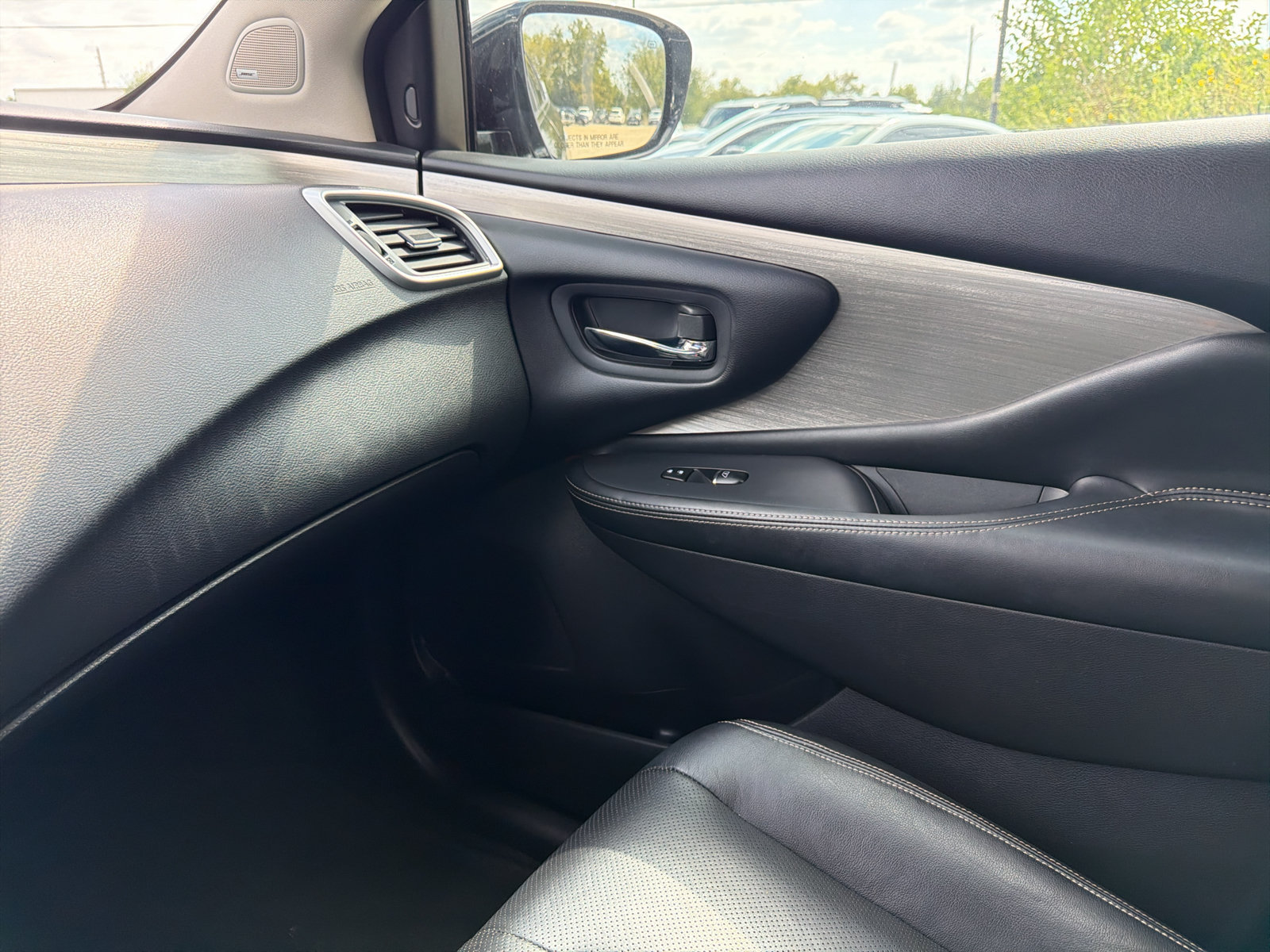 Used 2015 Nissan Murano SL FWD image 22