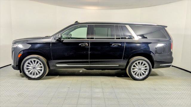Used 2022 Cadillac Escalade ESV Luxury image 4