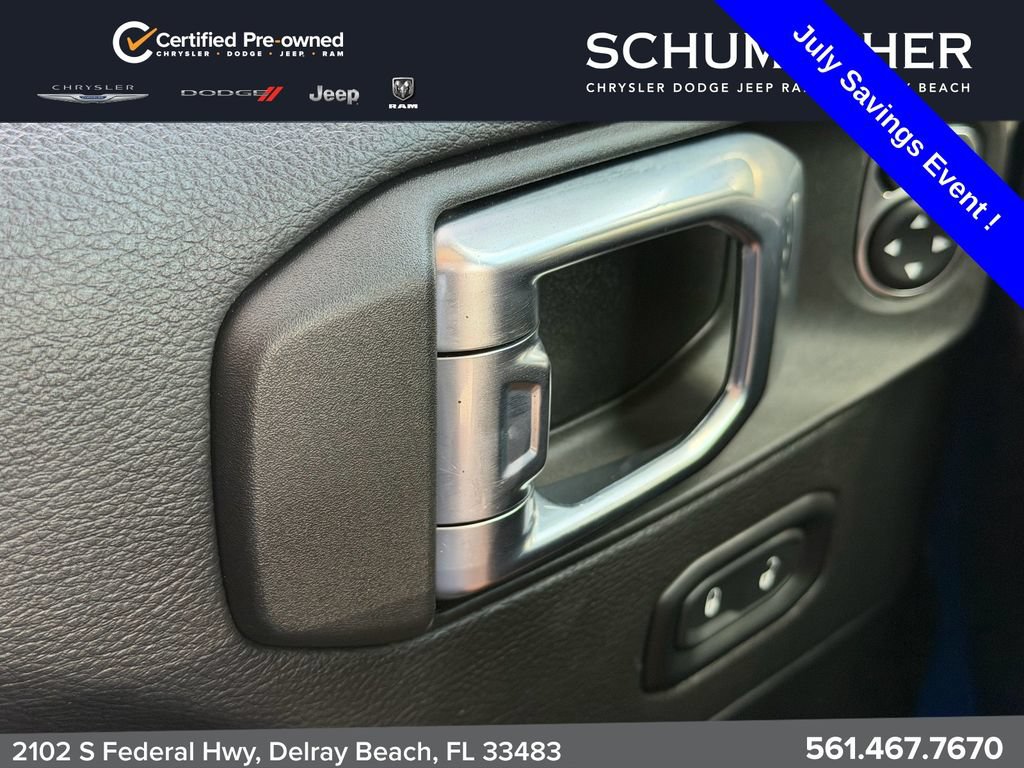 Used 2022 Jeep Wrangler Unlimited Sahara w/ LED Lighting Group AWD/4WD image 23
