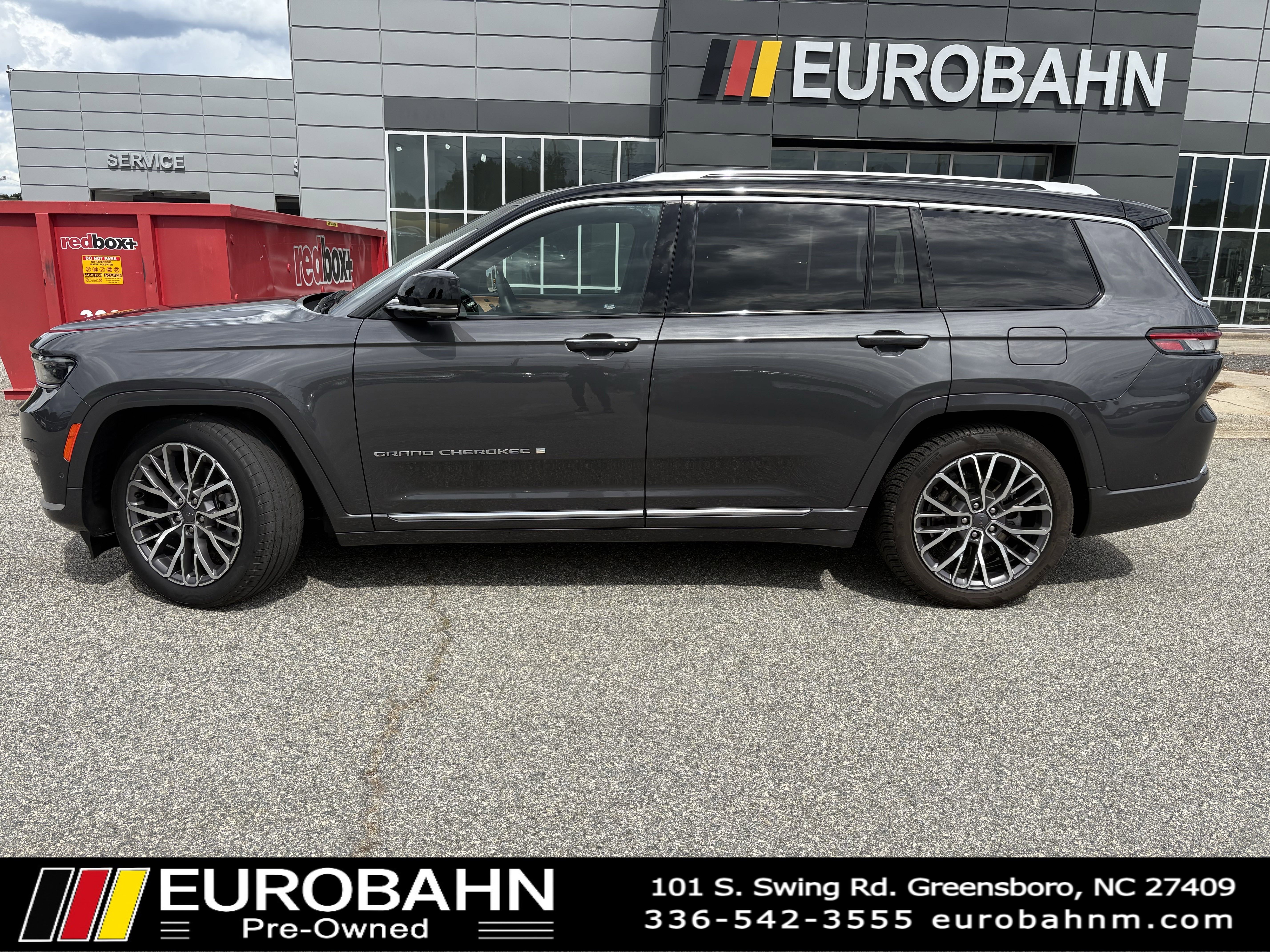 Used 2022 Jeep Grand Cherokee L Summit image 2