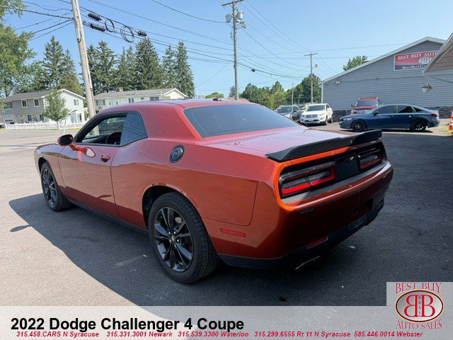 Used 2022 Dodge Challenger SXT w/ Blacktop Package AWD/4WD image 6