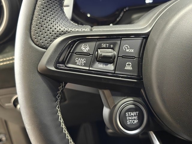 New 2026 Alfa Romeo Tonale w/ Active Assist Package image 17