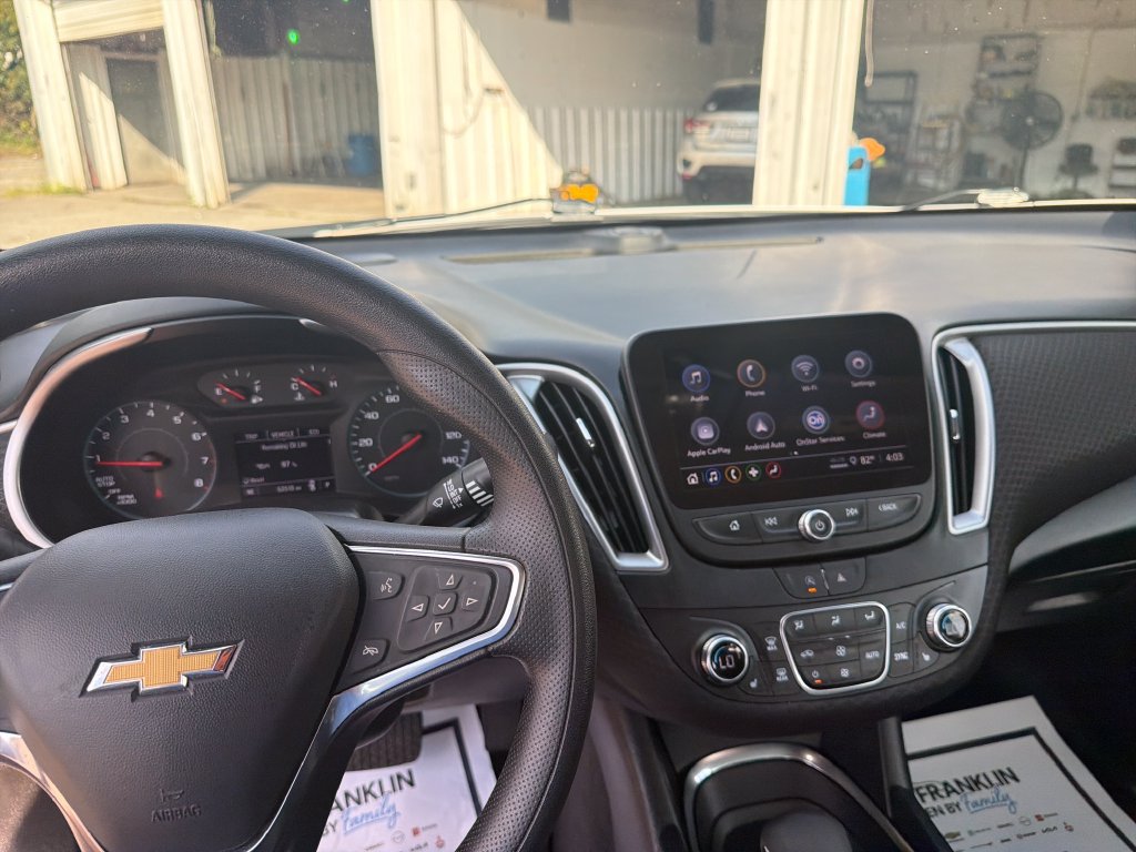 Used 2025 Chevrolet Malibu LT FWD image 20