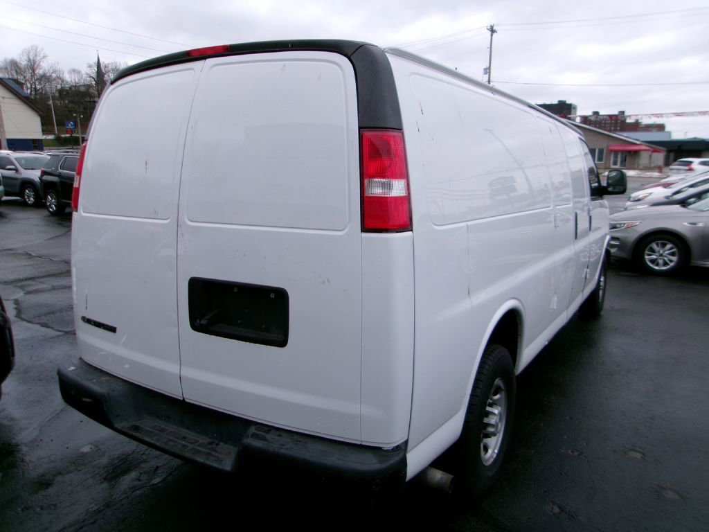 Used 2019 Chevrolet Express 3500 Extended w/ Driver Convenience Package image 4