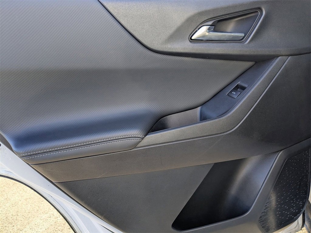 Used 2025 Chevrolet Equinox LT image 31