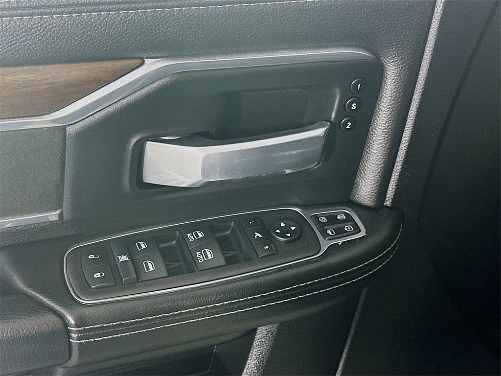 Used 2024 RAM 2500 Laramie image 24