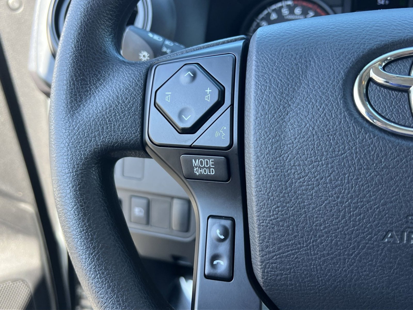 Used 2023 Toyota Tacoma SR image 30