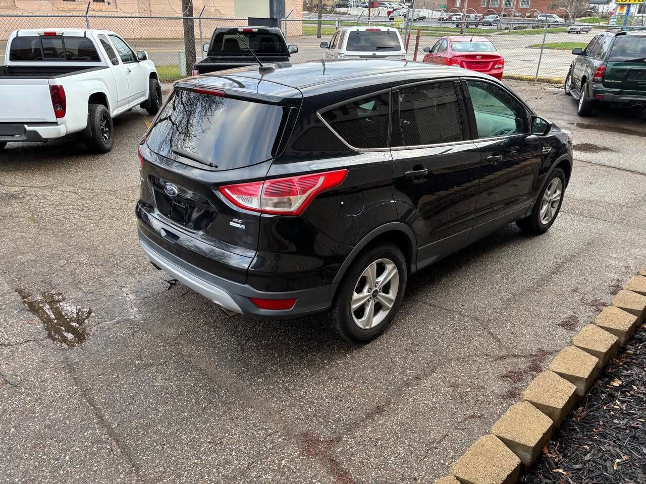 Used 2014 Ford Escape SE image 5