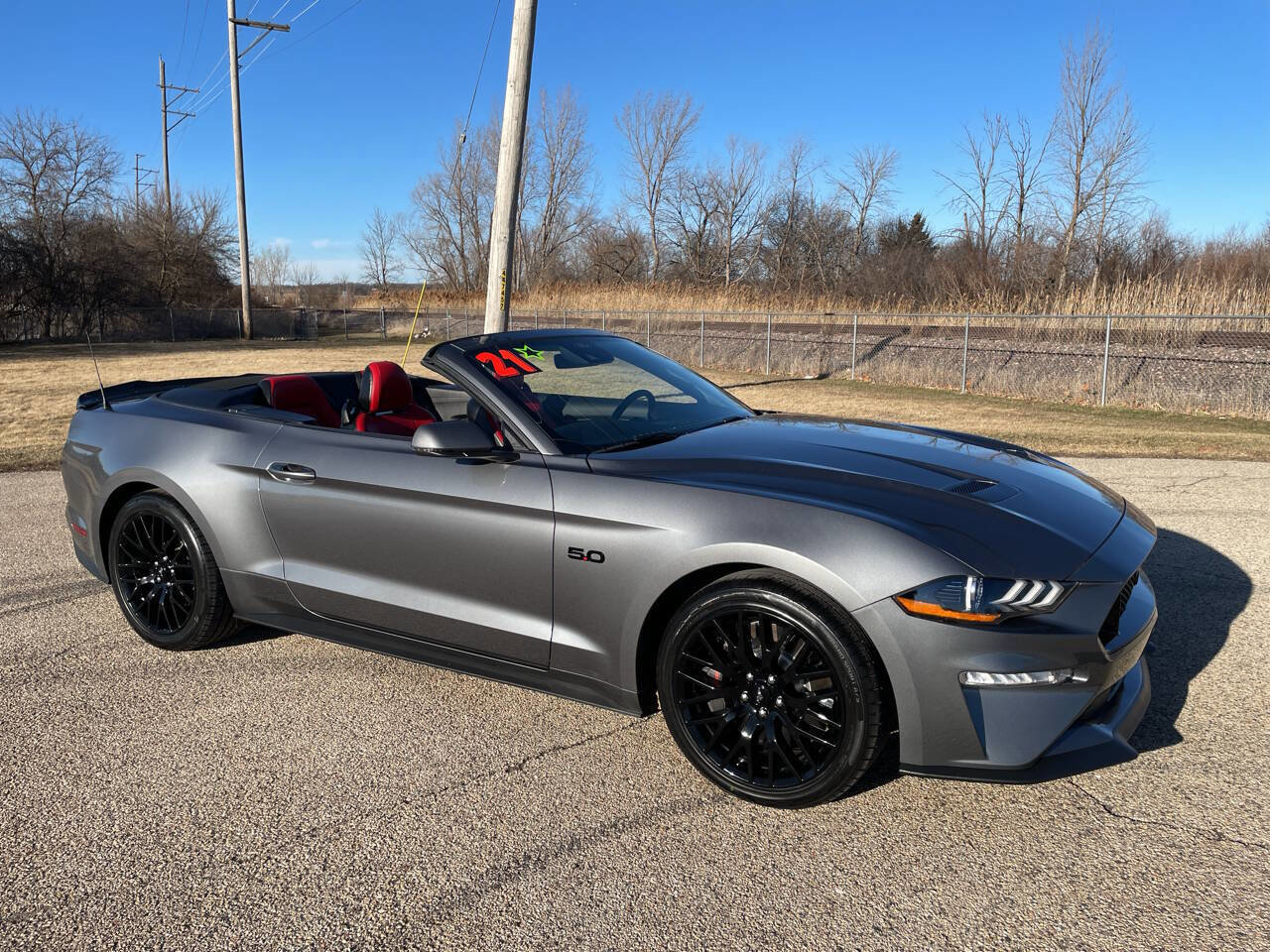 Used 2021 Ford Mustang GT Premium w/ GT Performance Package RWD image 1