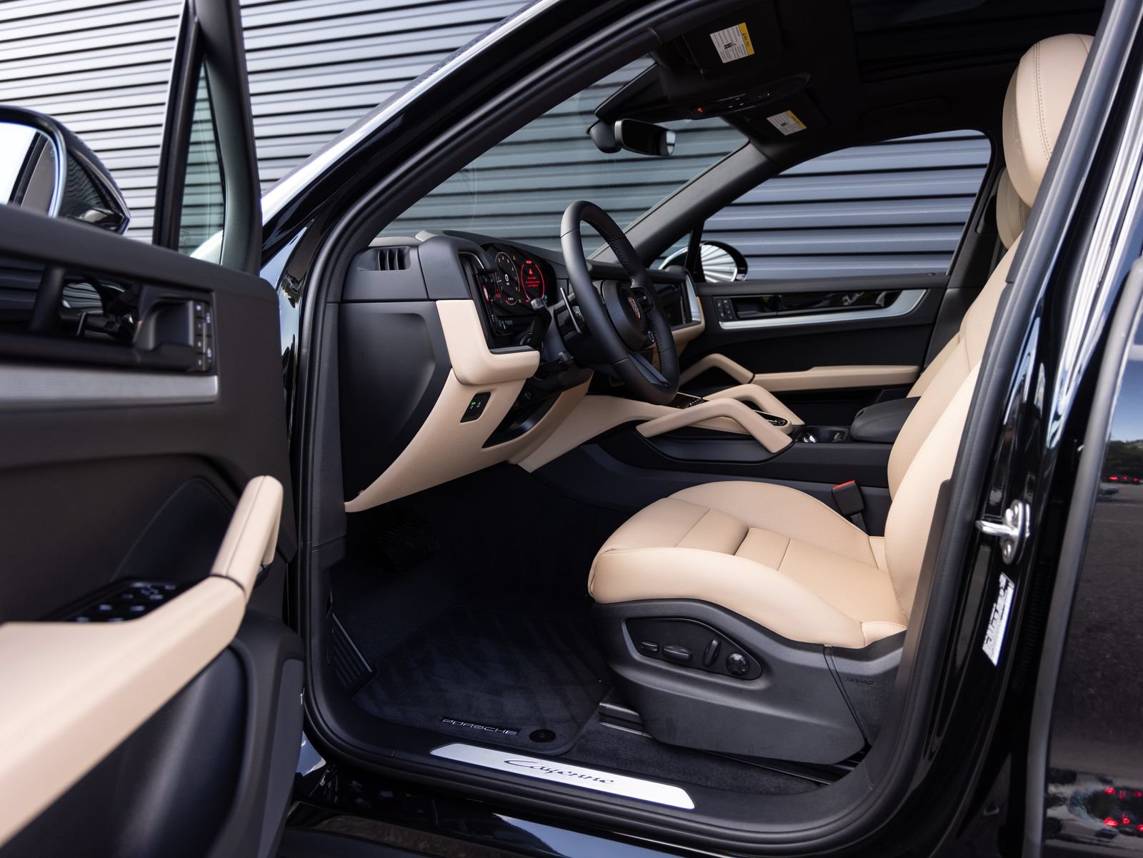 New 2026 Porsche Cayenne AWD/4WD image 23