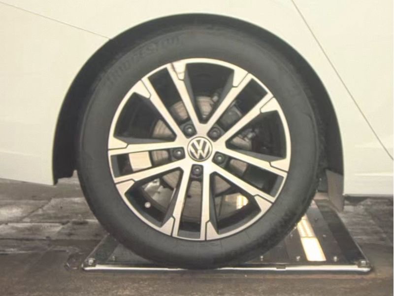 Used 2023 Volkswagen Jetta Sport image 25