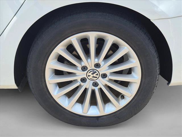 Used 2017 Volkswagen Passat 1.8T SE FWD image 8