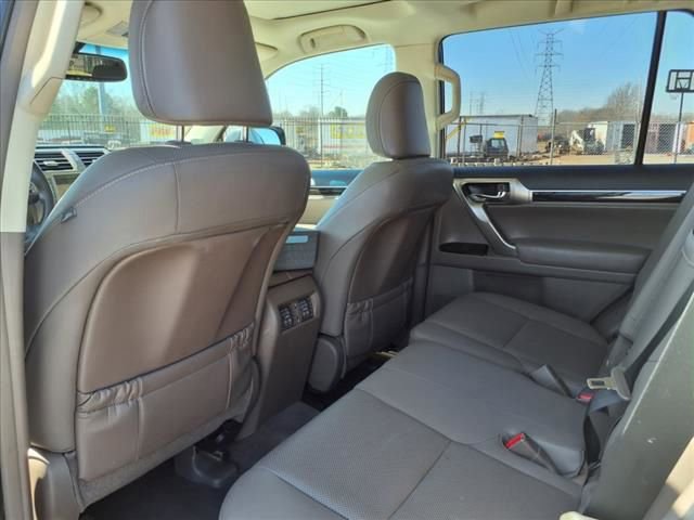 Used 2017 Lexus GX 460 w/ Navigation Package AWD/4WD image 21