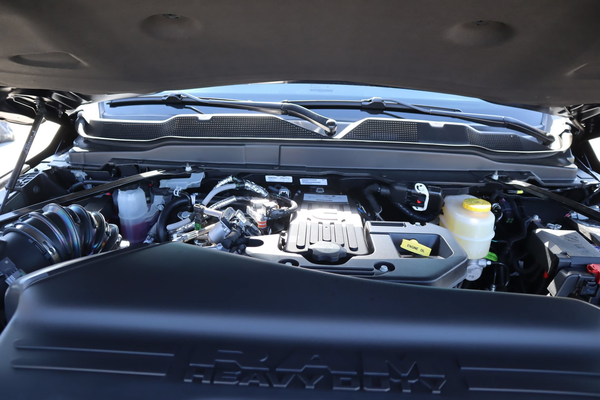 New 2026 RAM 3500 Tradesman AWD/4WD image 20