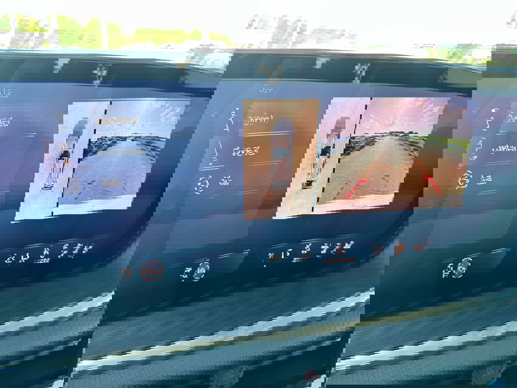 New 2025 Buick Envision Preferred image 17