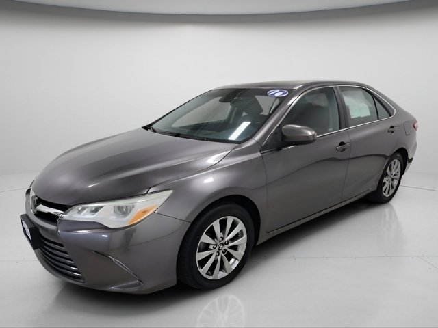 Used 2016 Toyota Camry XLE w/ Advanced Technology Package image 11