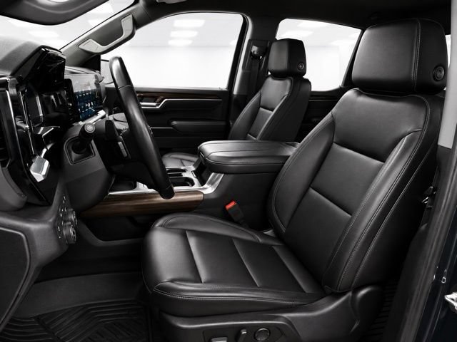 Used 2024 Chevrolet Silverado 1500 RST w/ Convenience Package II AWD/4WD image 17