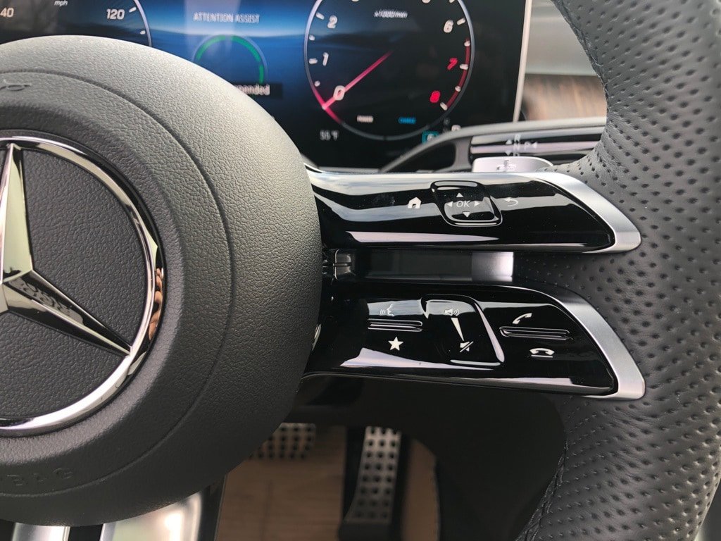 New 2026 Mercedes-Benz GLC 300 4MATIC image 23