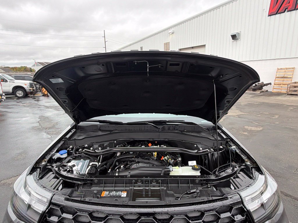 New 2027 Ford Explorer ST-Line w/ Premium Package AWD/4WD image 15