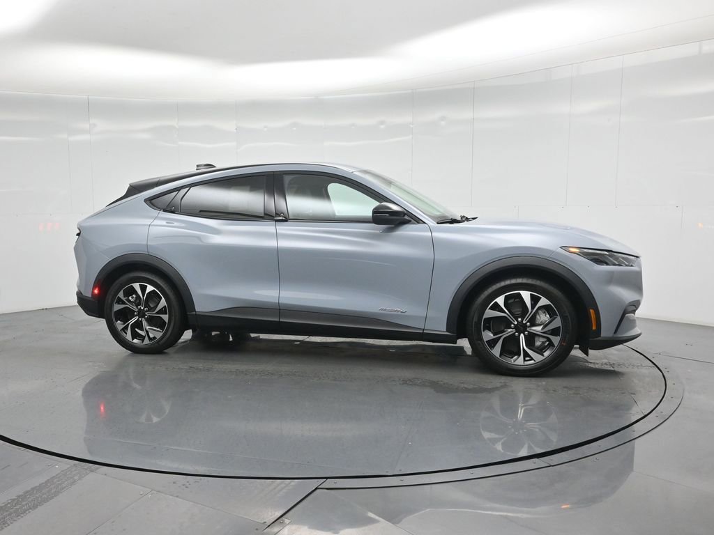 New 2026 Ford Mustang Mach-E Select image 23