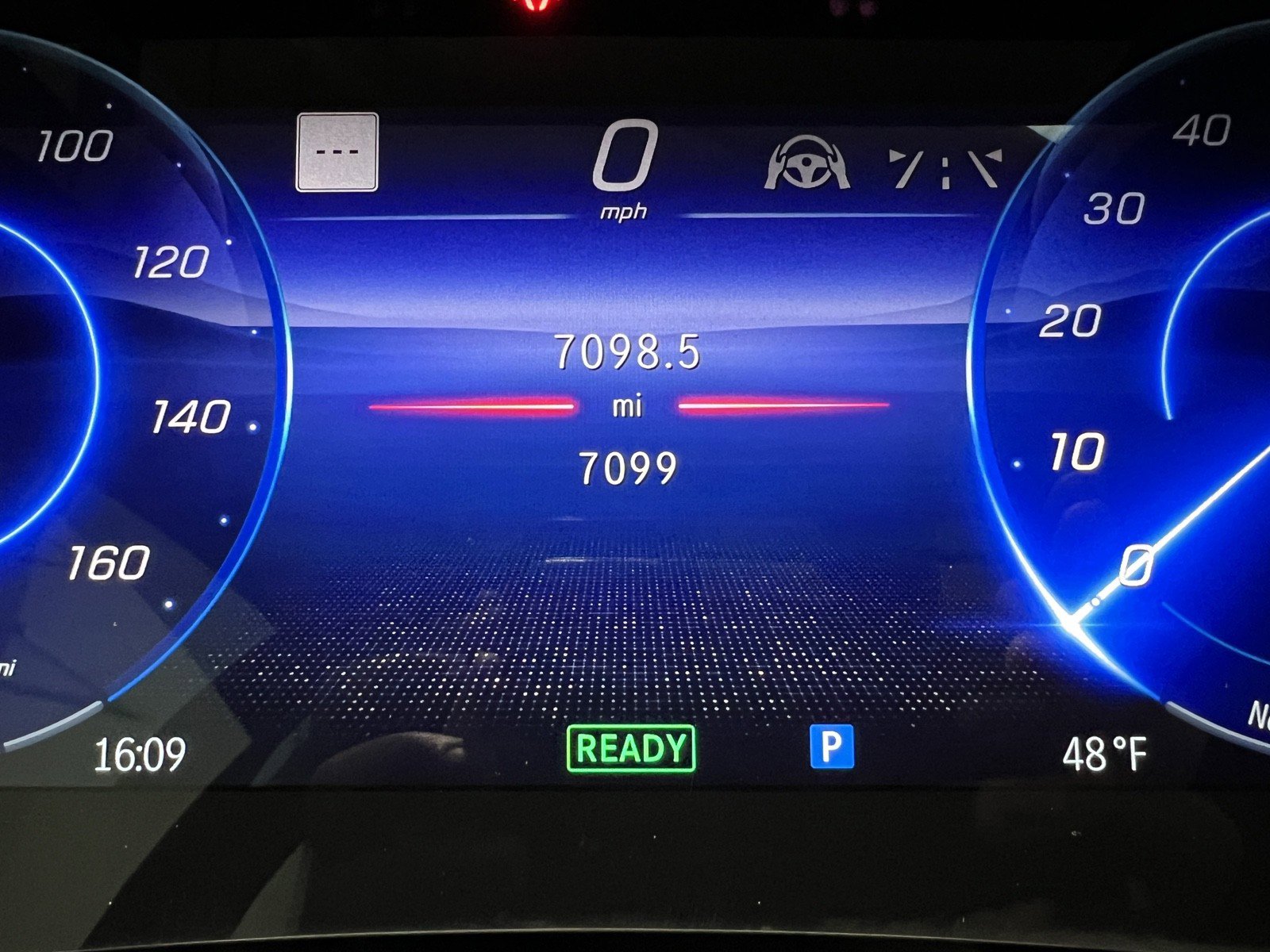 Used 2022 Mercedes-Benz EQS 580 4MATIC Sedan image 11