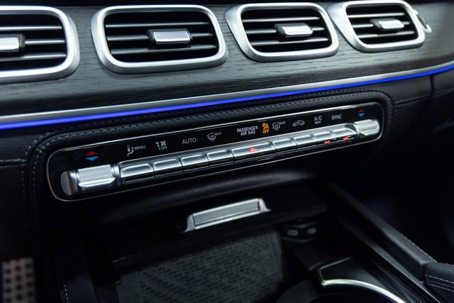 Used 2024 Mercedes-Benz GLE 53 AMG 4MATIC Coupe image 19