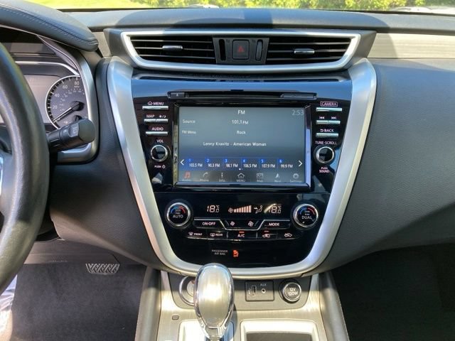 Used 2018 Nissan Murano SL AWD/4WD image 16