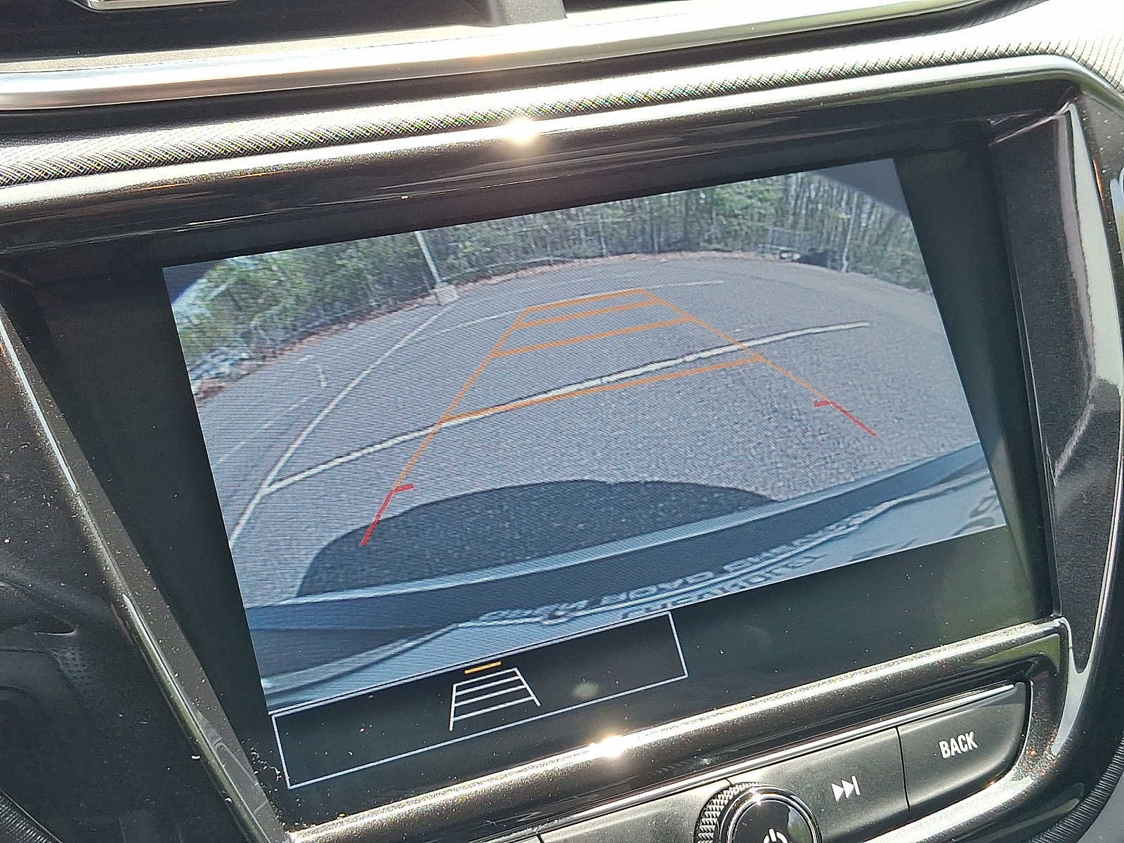 Used 2023 Chevrolet TrailBlazer LT w/ Convenience Package AWD/4WD image 18