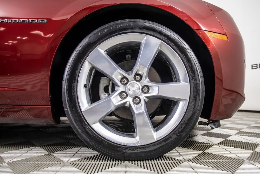 Used 2010 Chevrolet Camaro LT w/ RS Package RWD image 17