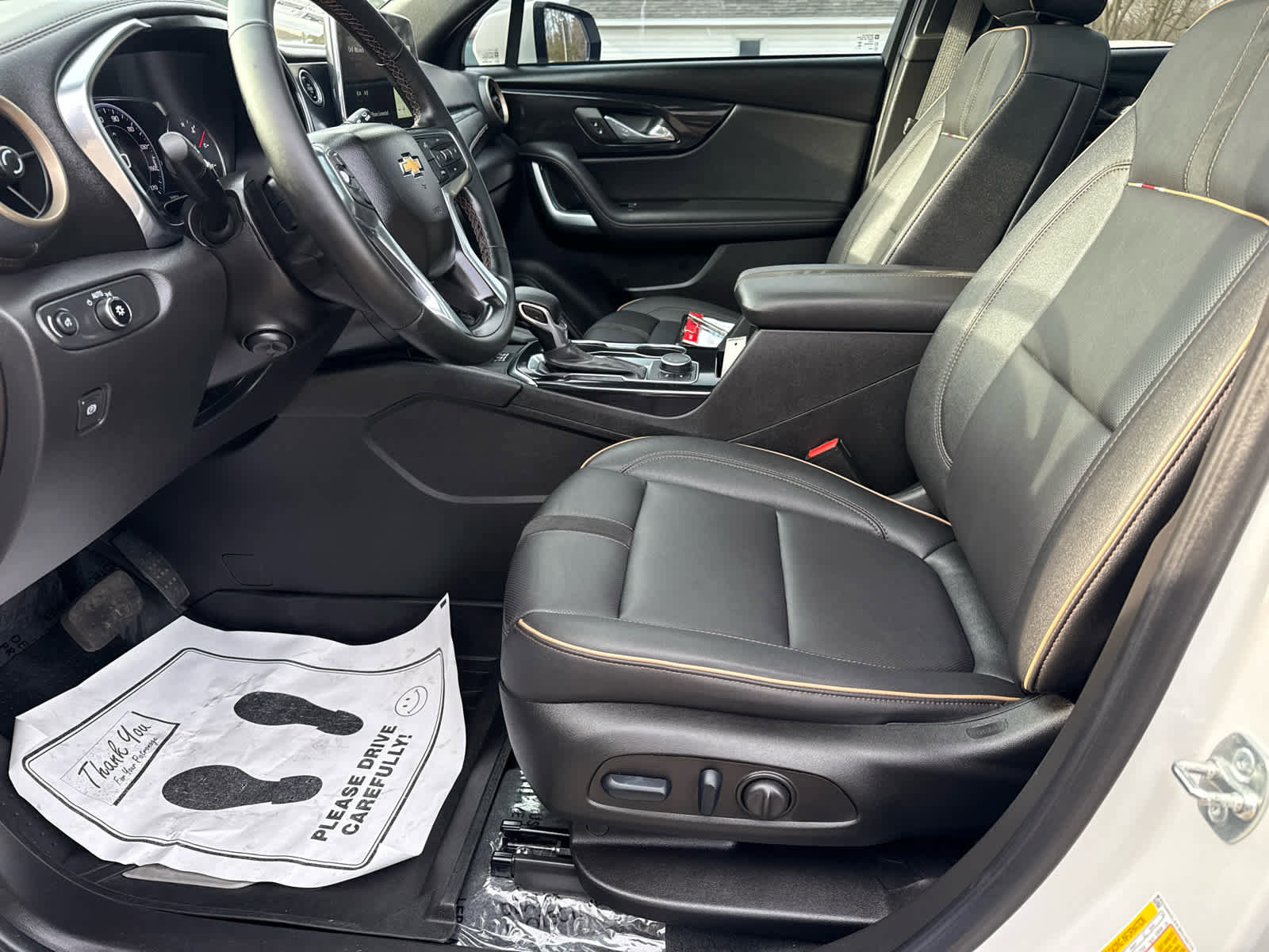 Used 2024 Chevrolet Blazer Premier w/ Driver Confidence II Package image 11