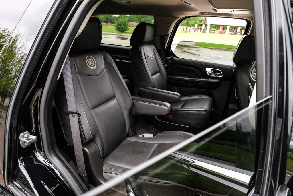 Used 2013 Cadillac Escalade Platinum AWD/4WD image 49