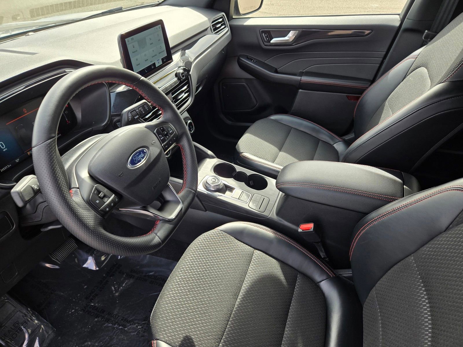 Used 2025 Ford Escape ST-Line image 14