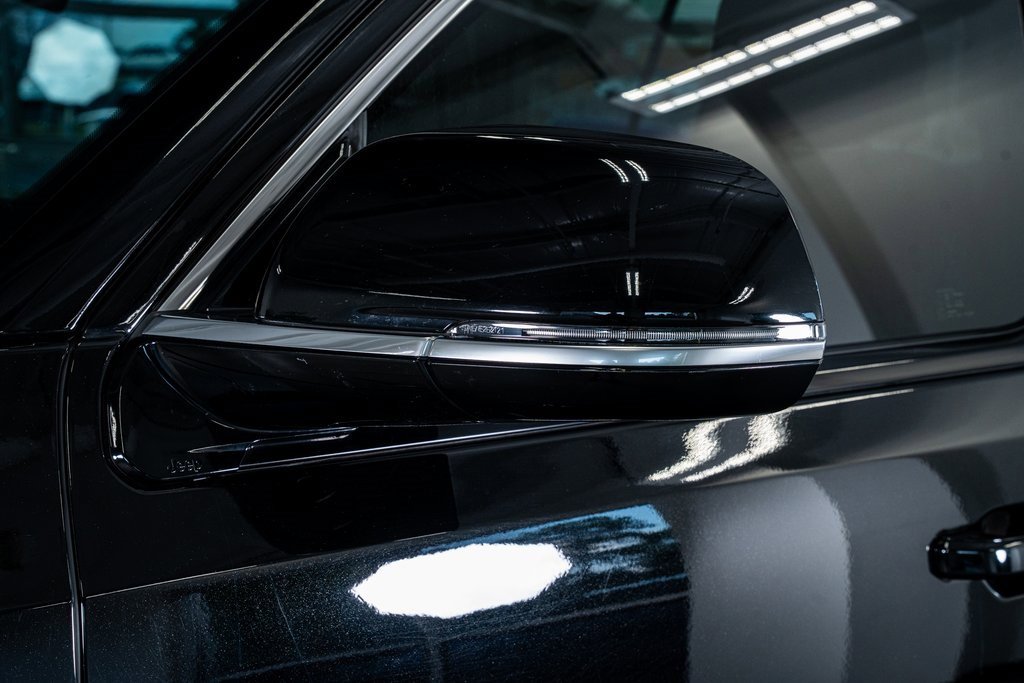 Used 2023 Jeep Wagoneer Series III w/ Preferred Equipment Group image 21