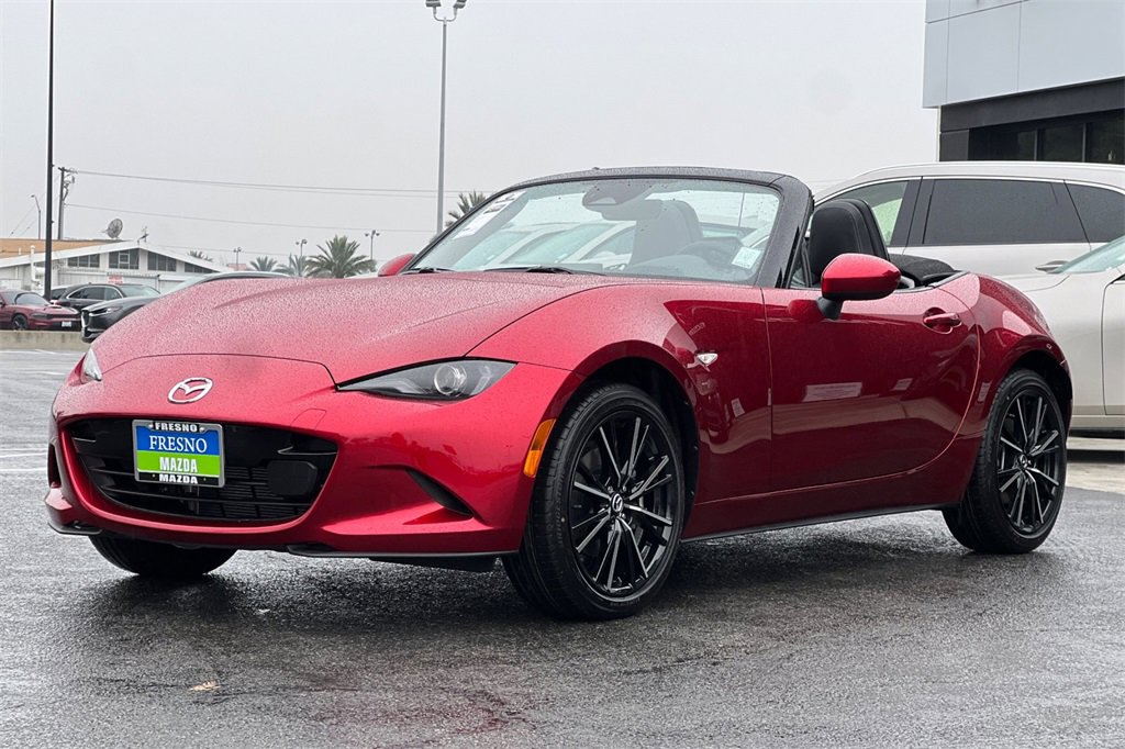 New 2025 MAZDA MX-5 Miata Grand Touring w/ Weather Package image 9