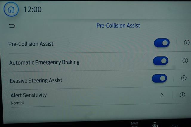 Certified 2025 Ford Maverick XLT w/ XLT Luxury Package AWD/4WD image 19