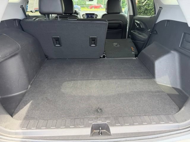 Certified 2024 GMC Terrain SLT AWD/4WD image 11