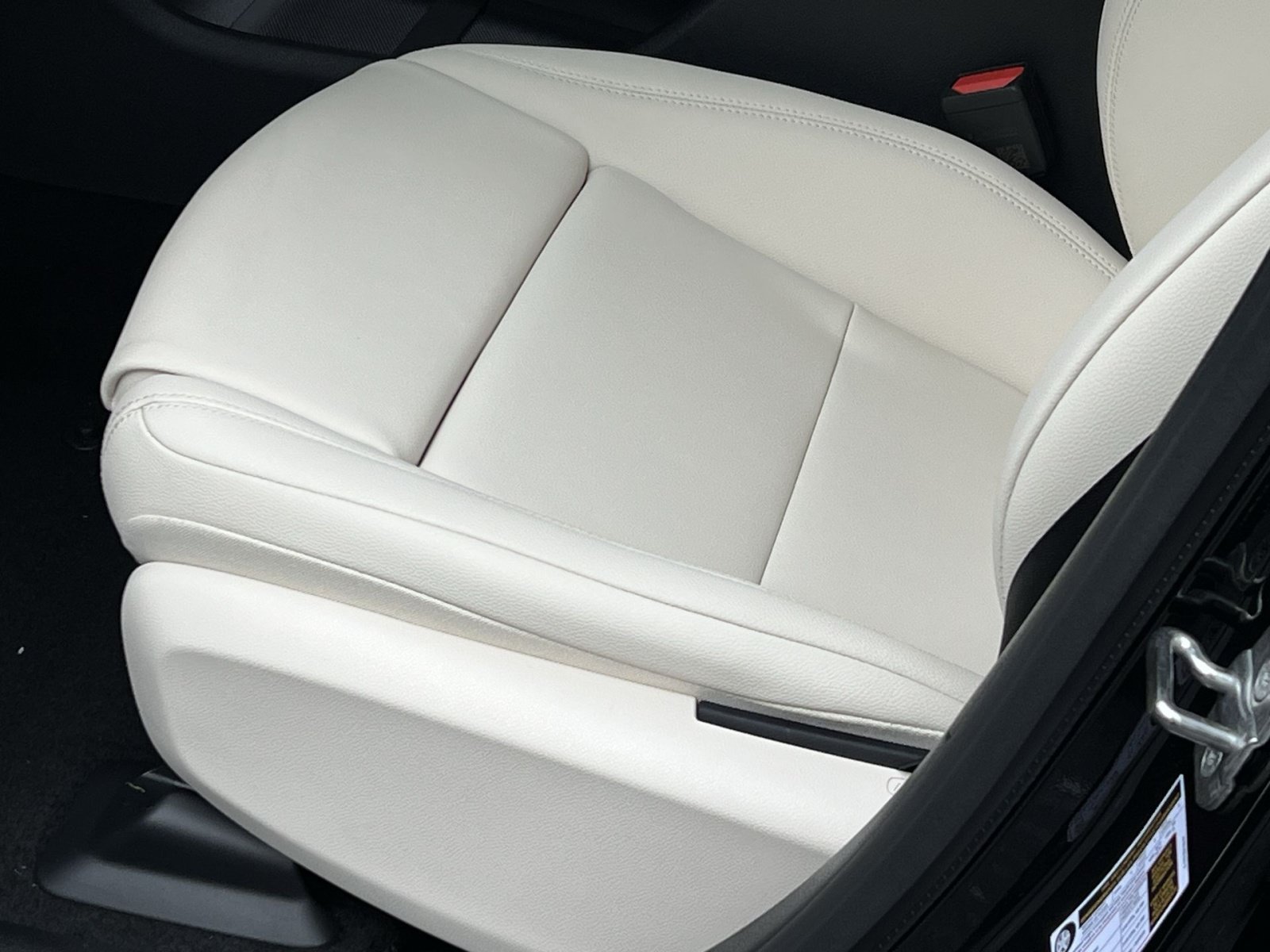 New 2027 Mercedes-Benz CLA 220 image 19